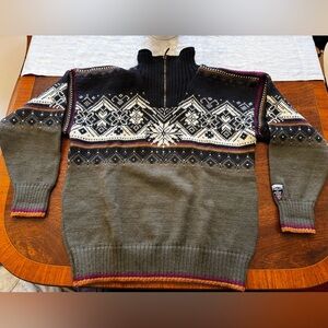 Dale Of Norway 2003 St Moritz Pure Wool Sweater Green Fair Isle Small